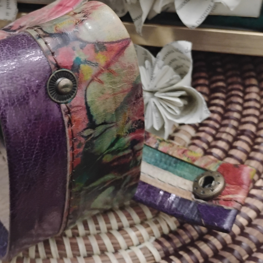 Colorful Abstract Print Leather Cuff Bracelet Purple Multicolor NEW - Picture 4 of 13